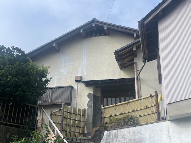 築古家屋の外壁洗浄、補修、塗装